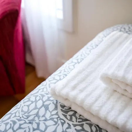 Homeysuite In Garden Appartement